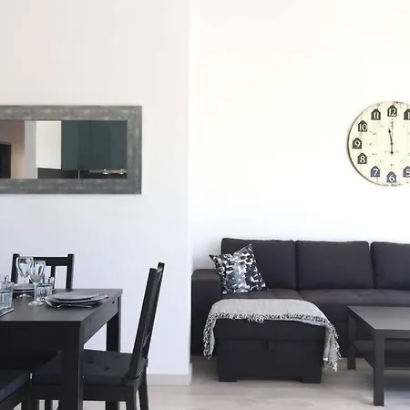 아파트 Spacious Castelo